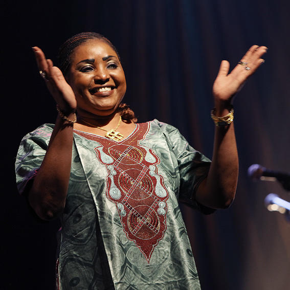 Awa Démé Crédit Photo : Goldo